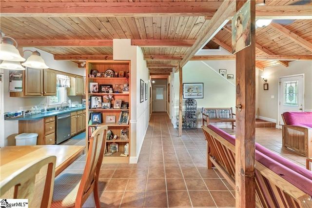 1100 Cherokee Road, Townville, SC 29689