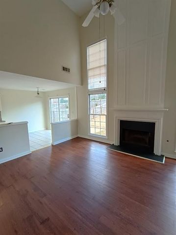 3210 Binghampton Lane, Lawrenceville, GA 30044