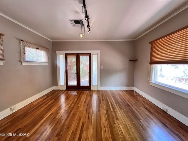 525 S 4th Avenue, Tucson, AZ 85701