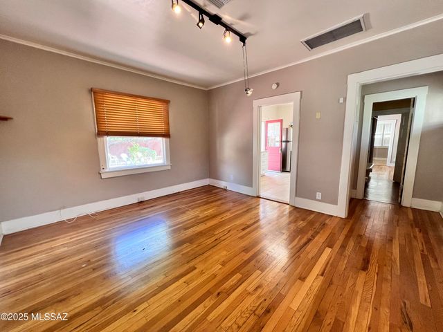 525 S 4th Avenue, Tucson, AZ 85701