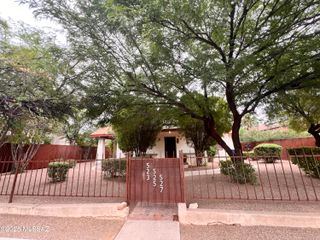 525 S 4th Avenue, Tucson, AZ 85701