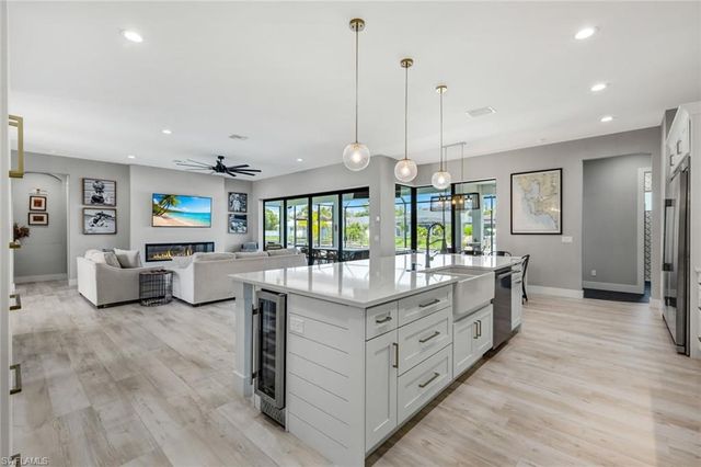 2224 SW 31st LN, Cape Coral, FL 33914