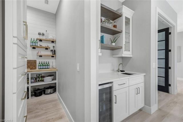 2224 SW 31st LN, Cape Coral, FL 33914