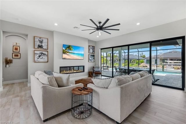 2224 SW 31st LN, Cape Coral, FL 33914