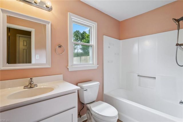 928 Pendergrass CT, Virginia Beach, VA 23454