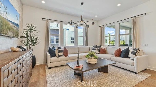 945 Walnut Terrace, Montebello, CA 90640