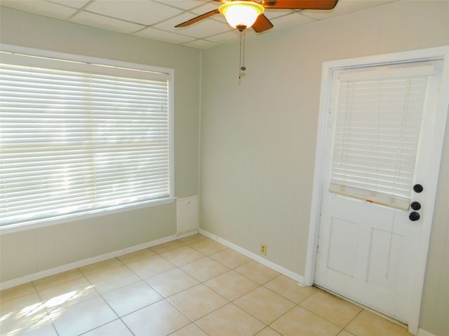 2216 Palmer Drive, Denton, TX 76209