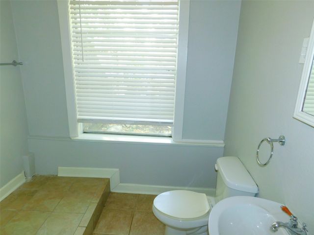 2216 Palmer Drive, Denton, TX 76209