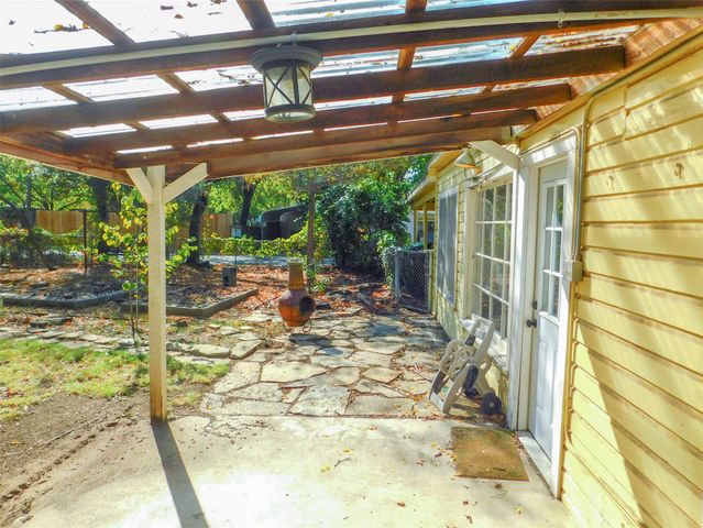 2216 Palmer Drive, Denton, TX 76209