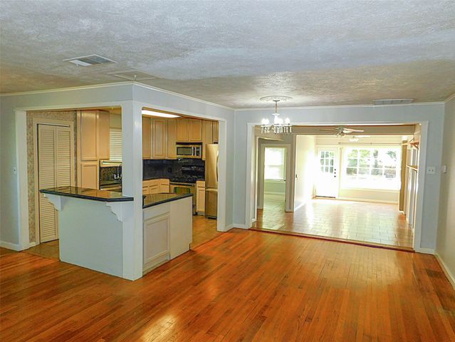 2216 Palmer Drive, Denton, TX 76209