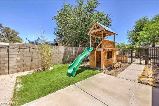1610 Quarter Horse Drive, Henderson, NV 89002