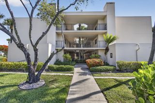 5340 Las Verdes Circle 307, Delray Beach, FL 33484
