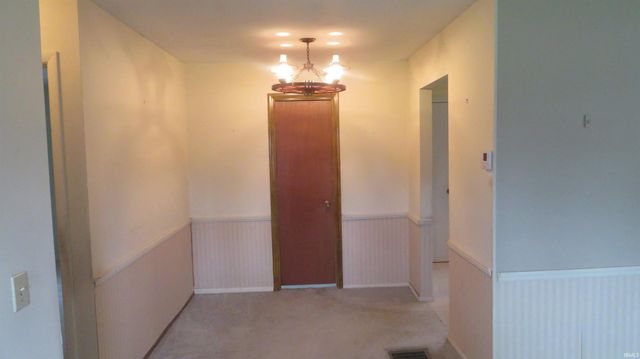 506 W GRIFFITH Street, Galveston, IN 46932