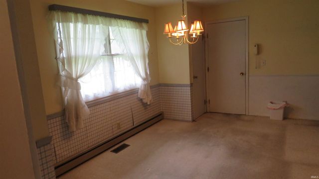 506 W GRIFFITH Street, Galveston, IN 46932