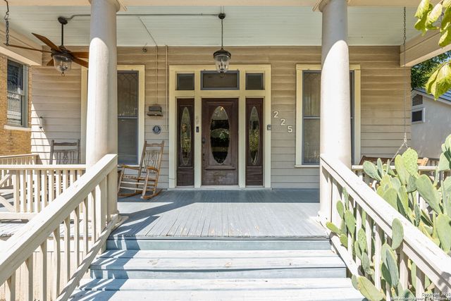 225 Madison, San Antonio, TX 78204