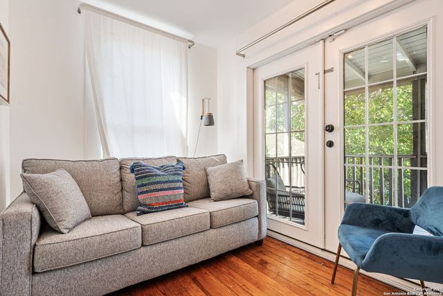 225 Madison, San Antonio, TX 78204