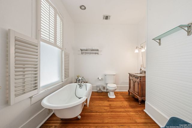 225 Madison, San Antonio, TX 78204