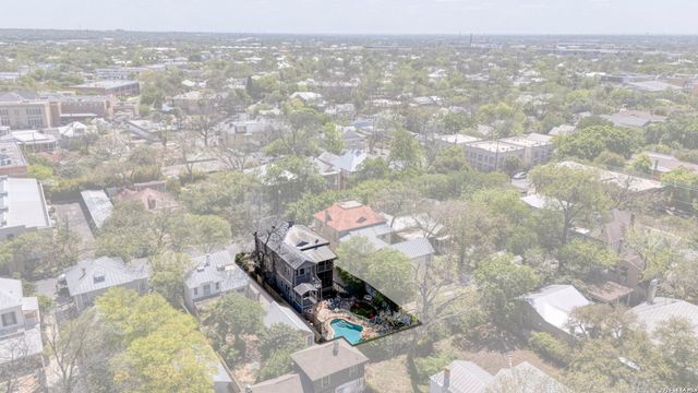 225 Madison, San Antonio, TX 78204