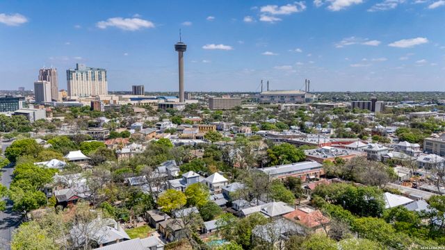 225 Madison, San Antonio, TX 78204