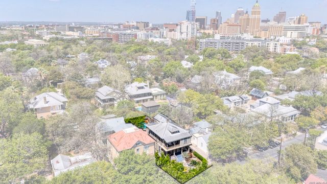 225 Madison, San Antonio, TX 78204