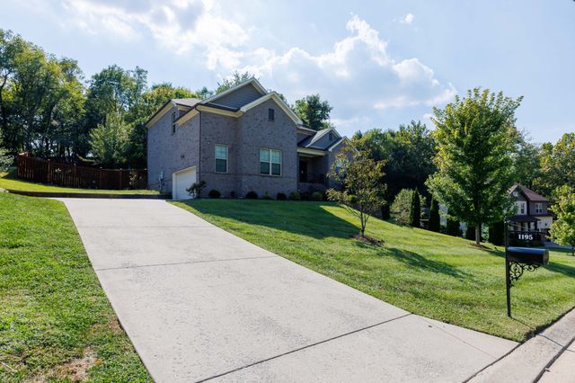 1195 Ben Hill Blvd, Nolensville, TN 37135