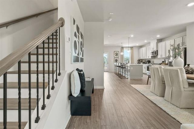 323 Sammon Way, Lawrenceville, GA 30046