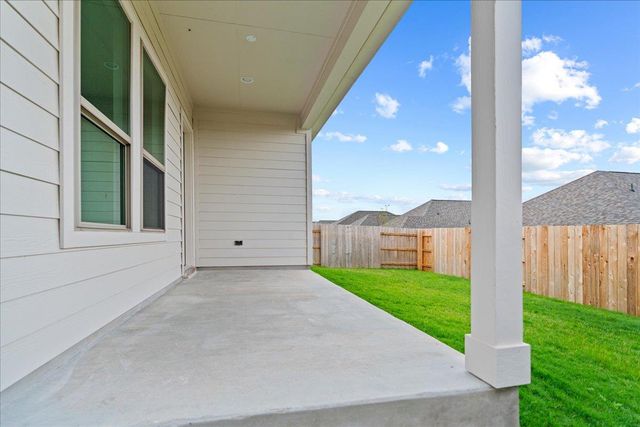 154 Blackborrow DR, Kyle, TX 78640