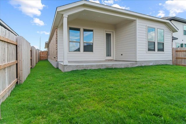 154 Blackborrow DR, Kyle, TX 78640
