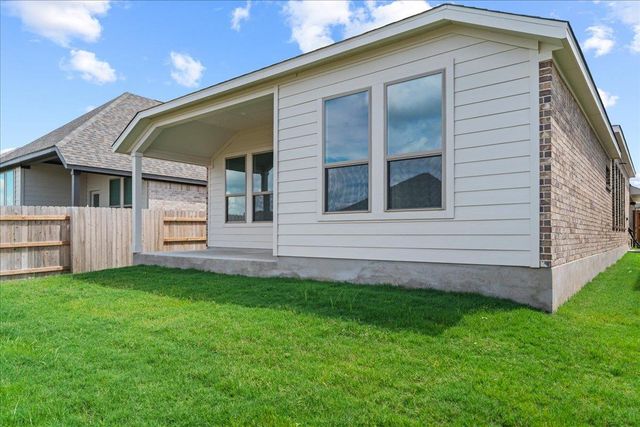 154 Blackborrow DR, Kyle, TX 78640