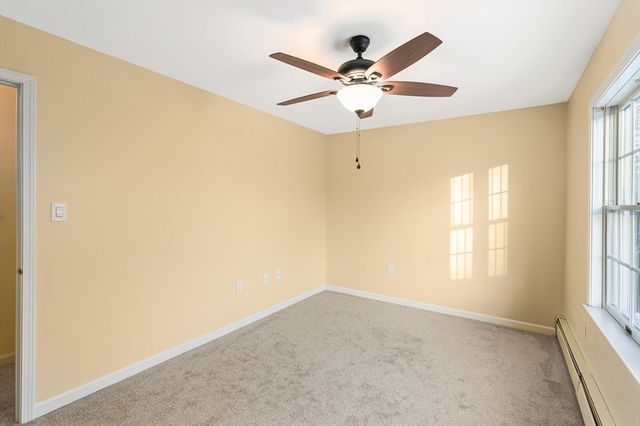 306 Rumonoski Dr, Northbridge, MA 01534