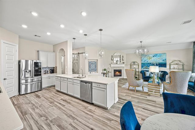 2316 Churchill Cove Lane, Pearland, TX 77089