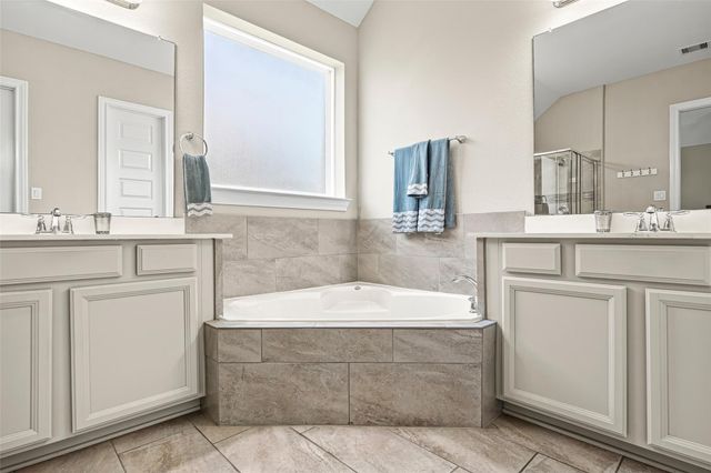 2316 Churchill Cove Lane, Pearland, TX 77089