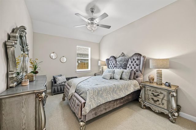 2316 Churchill Cove Lane, Pearland, TX 77089
