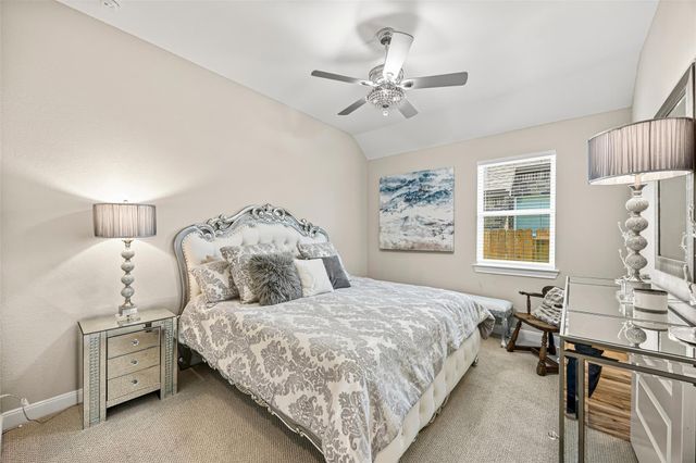 2316 Churchill Cove Lane, Pearland, TX 77089