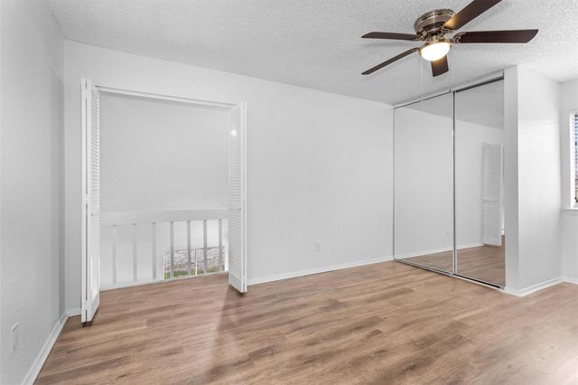10610 Chapel Hill Drive, Houston, TX 77099