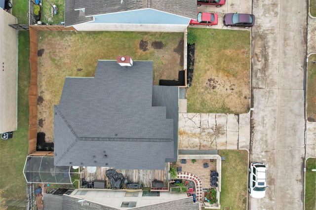 10610 Chapel Hill Drive, Houston, TX 77099