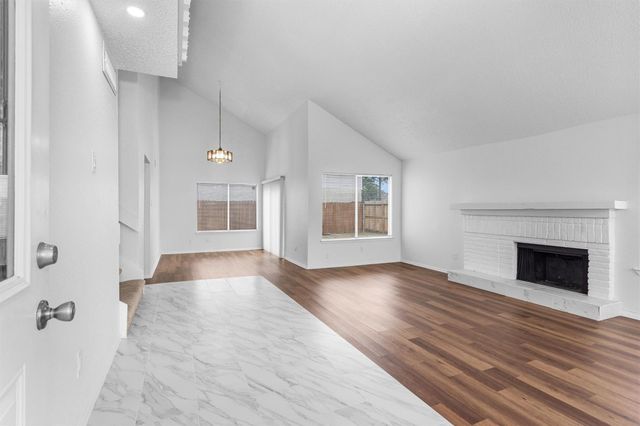 10610 Chapel Hill Drive, Houston, TX 77099