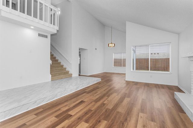 10610 Chapel Hill Drive, Houston, TX 77099