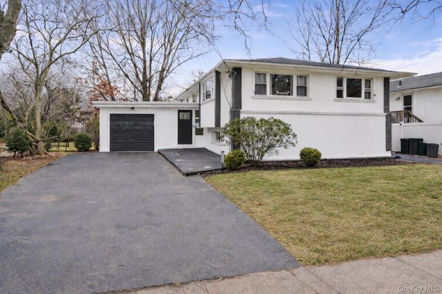 1016 Westwood Road, Woodmere, NY 11598