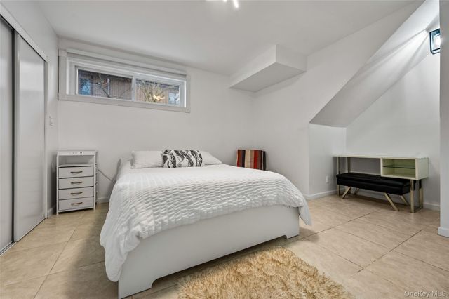 1016 Westwood Road, Woodmere, NY 11598