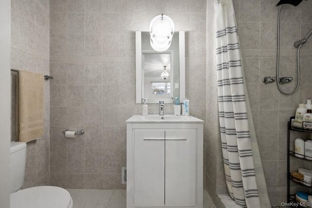 1016 Westwood Road, Woodmere, NY 11598