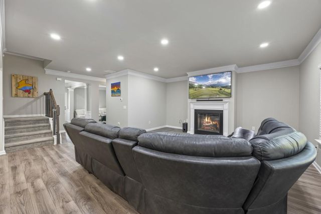 660 Country Ridge Drive, Hoschton, GA 30548