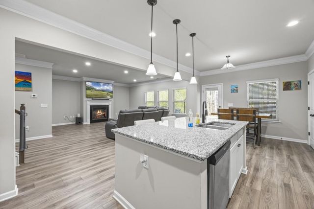 660 Country Ridge Drive, Hoschton, GA 30548