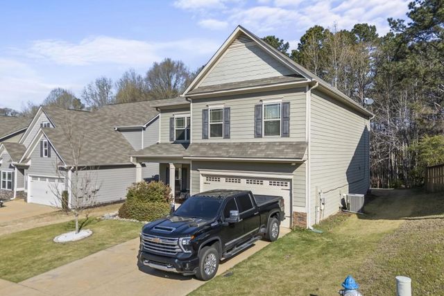 660 Country Ridge Drive, Hoschton, GA 30548