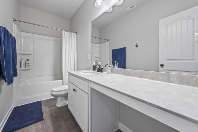 660 Country Ridge Drive, Hoschton, GA 30548