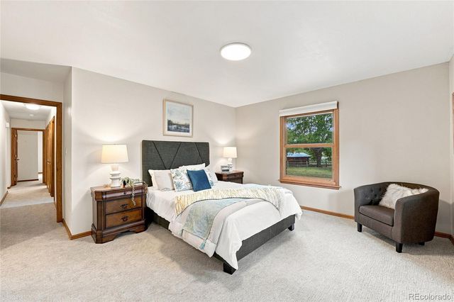 6048 Dhu Court, Longmont, CO 80503