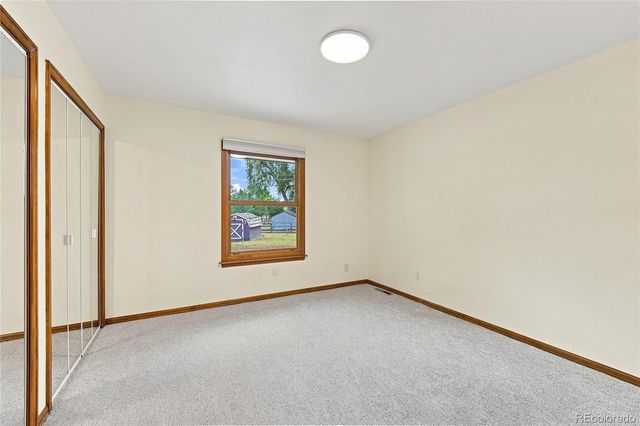 6048 Dhu Court, Longmont, CO 80503