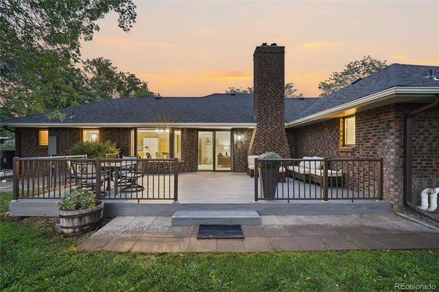 6048 Dhu Court, Longmont, CO 80503