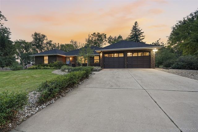 6048 Dhu Court, Longmont, CO 80503