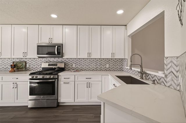 10918 Gulf Bridge Court, Houston, TX 77075